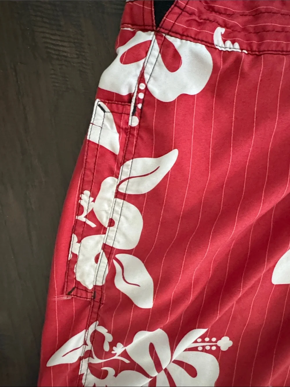 Nat Nast Board Shorts Swim Trunks Red White Floral Swim Luxury Resort Tropical